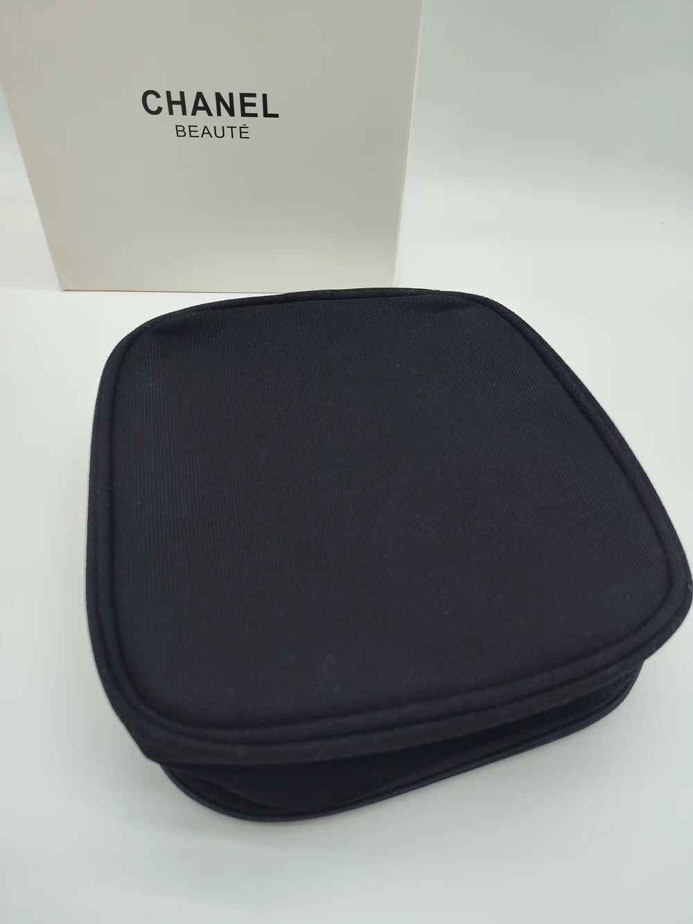 CHANEL Beauté Black Canvas Travel Makeup Organizer Train Case Mirror NIB